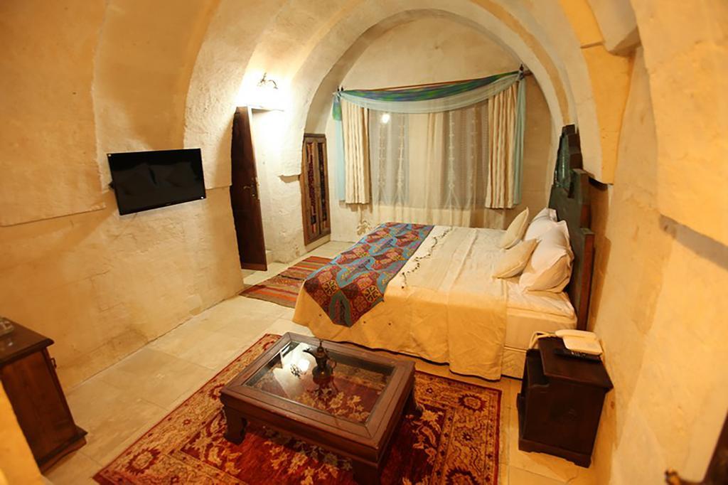 Blue Valley Cave Hotel อูร์กุบ ภายนอก รูปภาพ